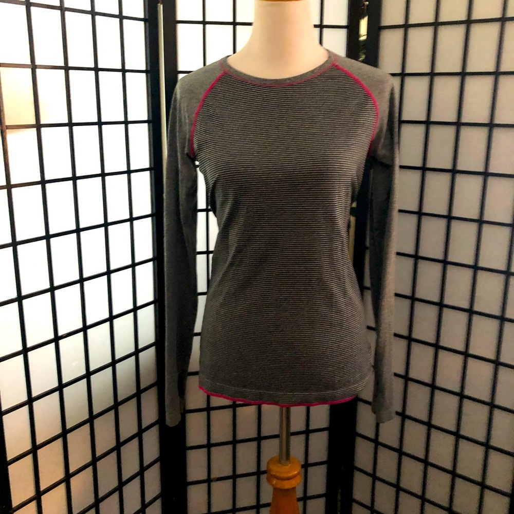 Gray/pink stripe athletic long sleeve shirt sz Lg